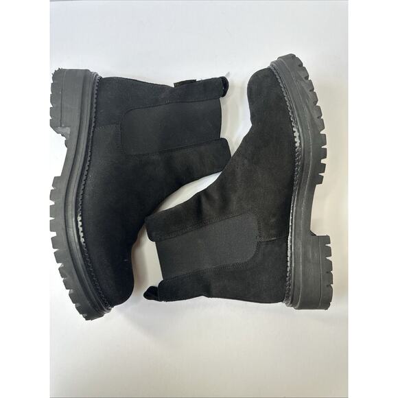 Russell & Bromley Suede Boots Size 9 (EU 40) - Picture 5 of 9